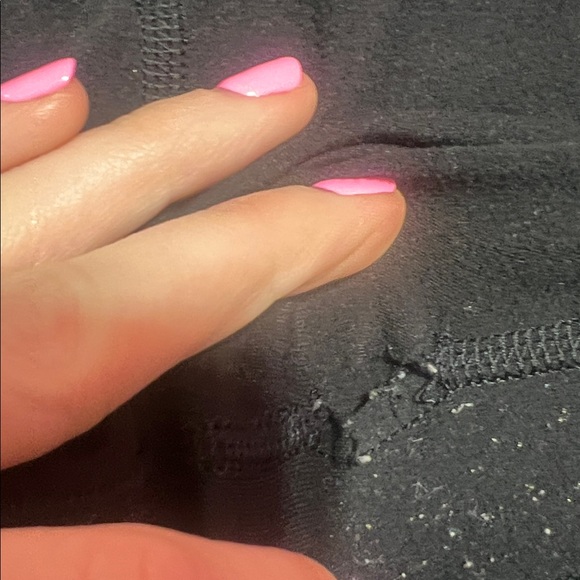 Lululemon High Rise Align leggings size 8 with a 27” inseam full length black - Picture 6 of 8